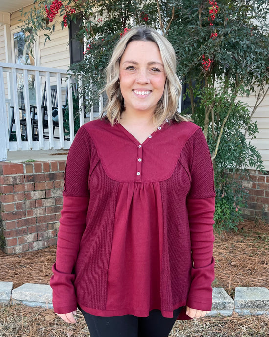 RED WAFFLE KNIT HENLEY TOP