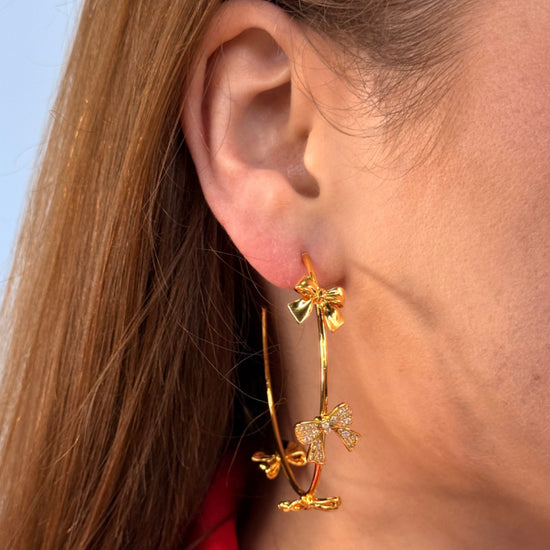 GOLD BOW HOOPS