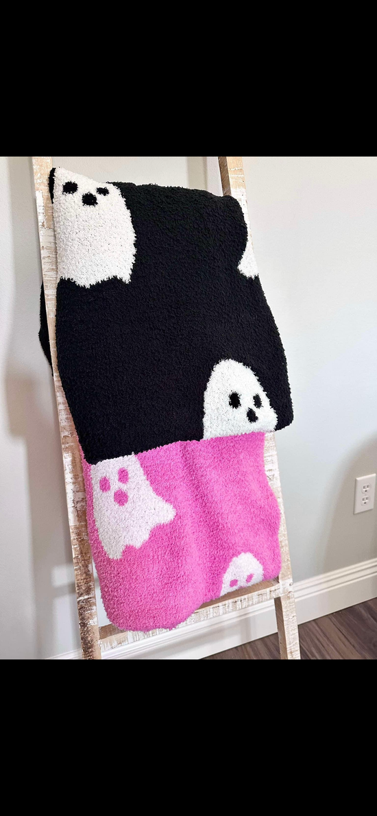 SPOOKY BLANKETS