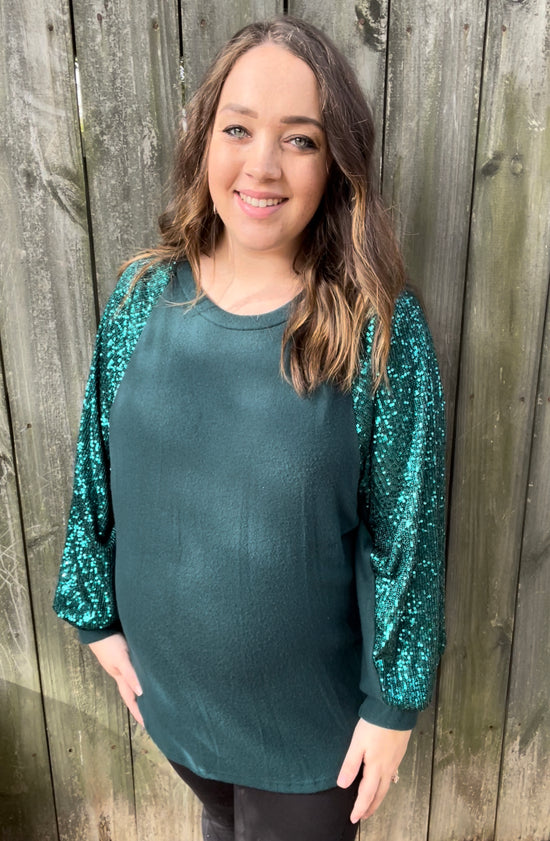 SEQUIN HOLIDAY TOP